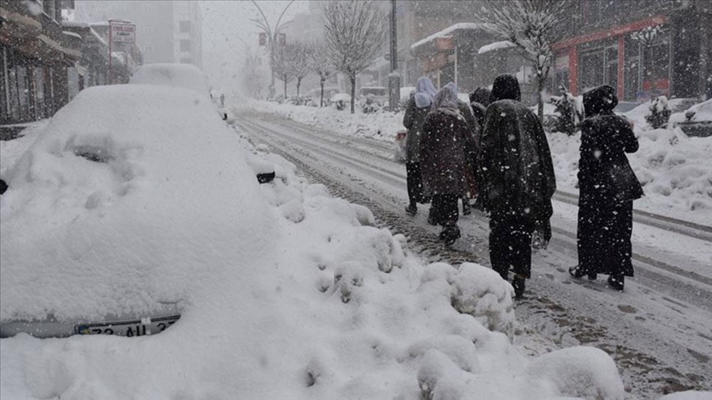 Pazartesi (bugün) İstanbul'da okullar tatil mi, hangi illerde okullar tatil edildi? İşte kar nedeniyle yarıyıl tatili uzatılan iller (İstanbul, Ankara, Sivas, Diyarbakır, Gaziantep, Bingöl...) - 42