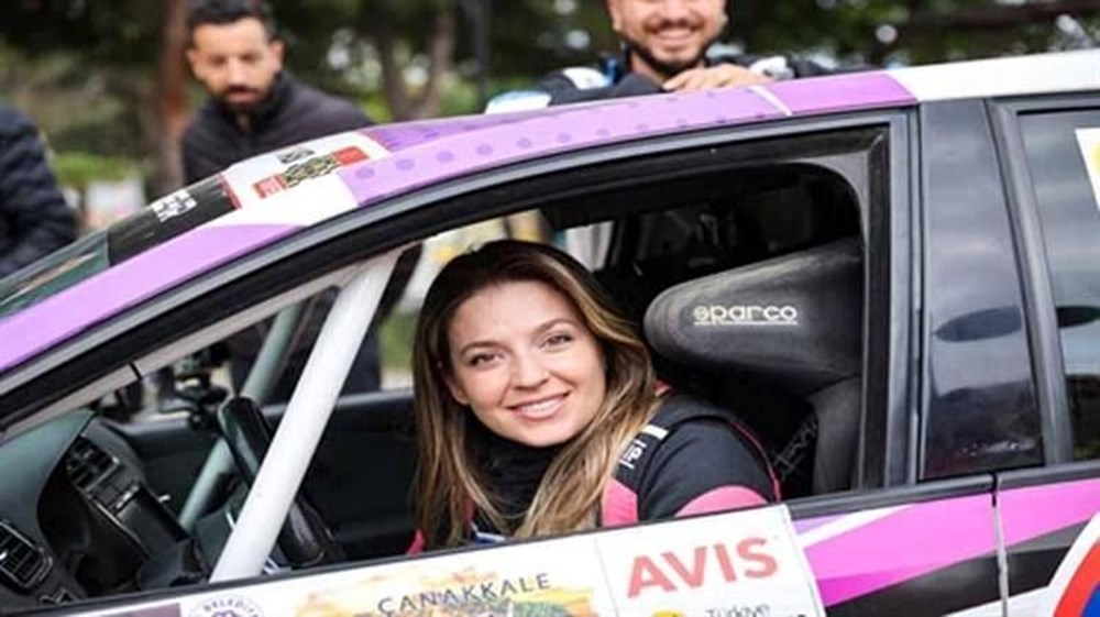 Türkiye'nin ilk engelli kadın pilotu: Azim dolu hikayesiyle hayran bıraktı - 3