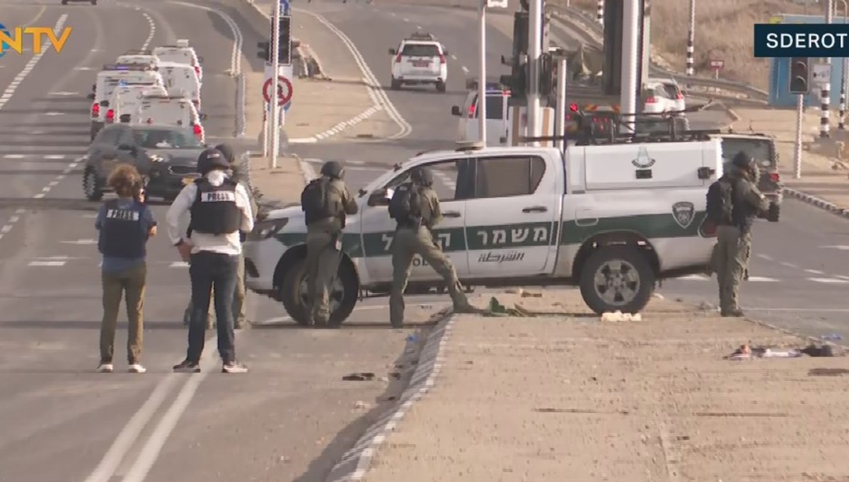 NTV ekibi Gazze'de: Hamas'la ilk çatışmanın yaşandığı nokta böyle görüntülendi NTV ekibi Gazze'de: Hamas'la ilk çatışmanın yaşandığı nokta böyle görüntülendi