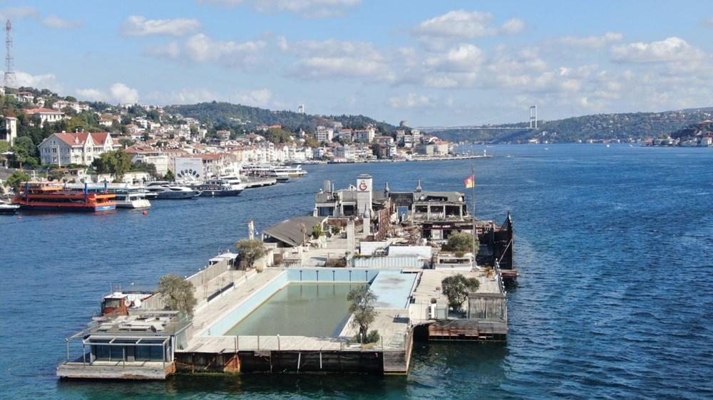 İstanbul
Boğazı'nın ortasında moloz yığını - 8