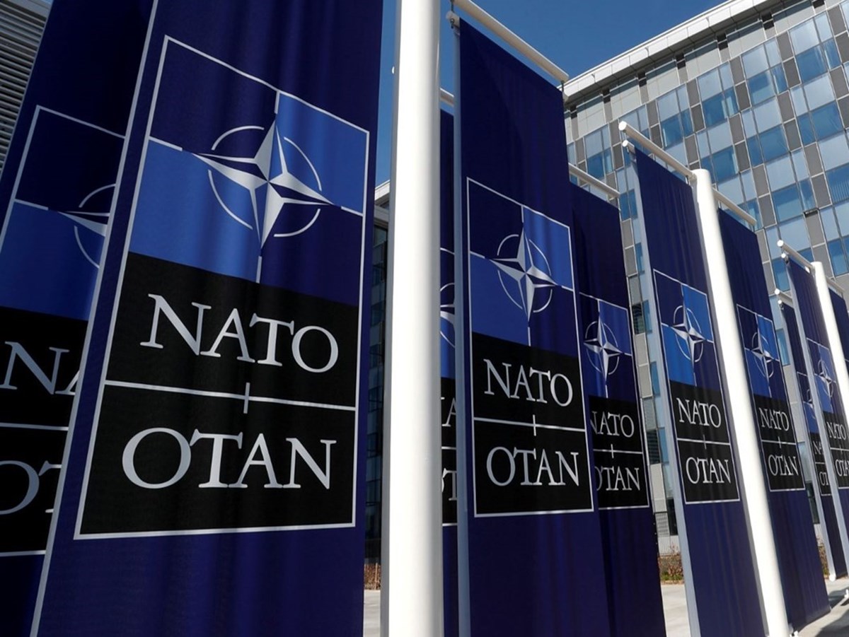 İsveç Savunma Bakanı Peter Hultqvist, ülkesinin NATO