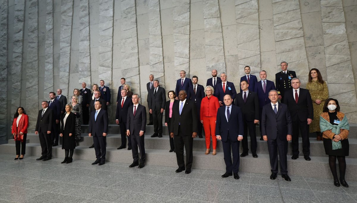 NATO'dan Rusya'ya diplomasi ve diyalog çağrısı