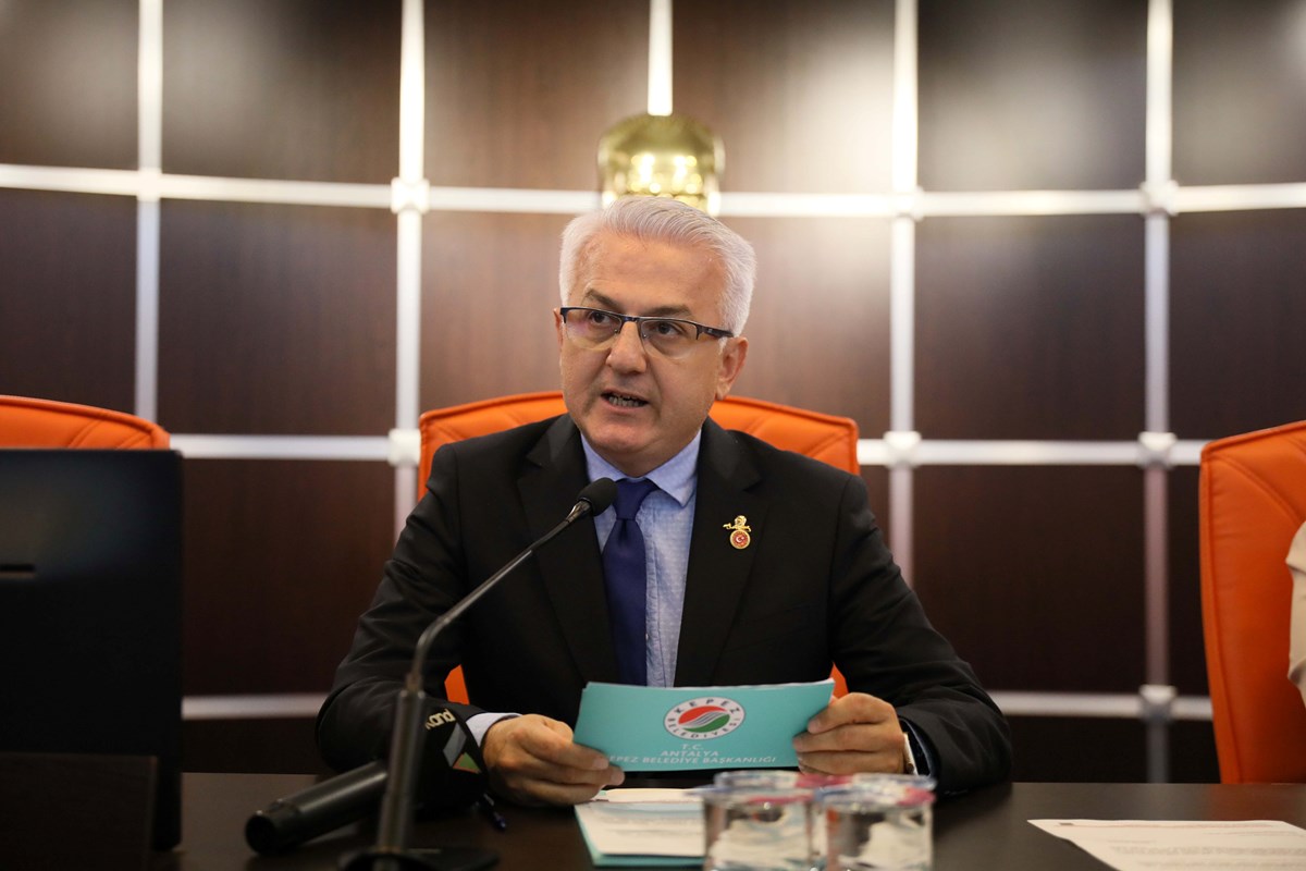 Prof. Dr. Refik Emre Altekin