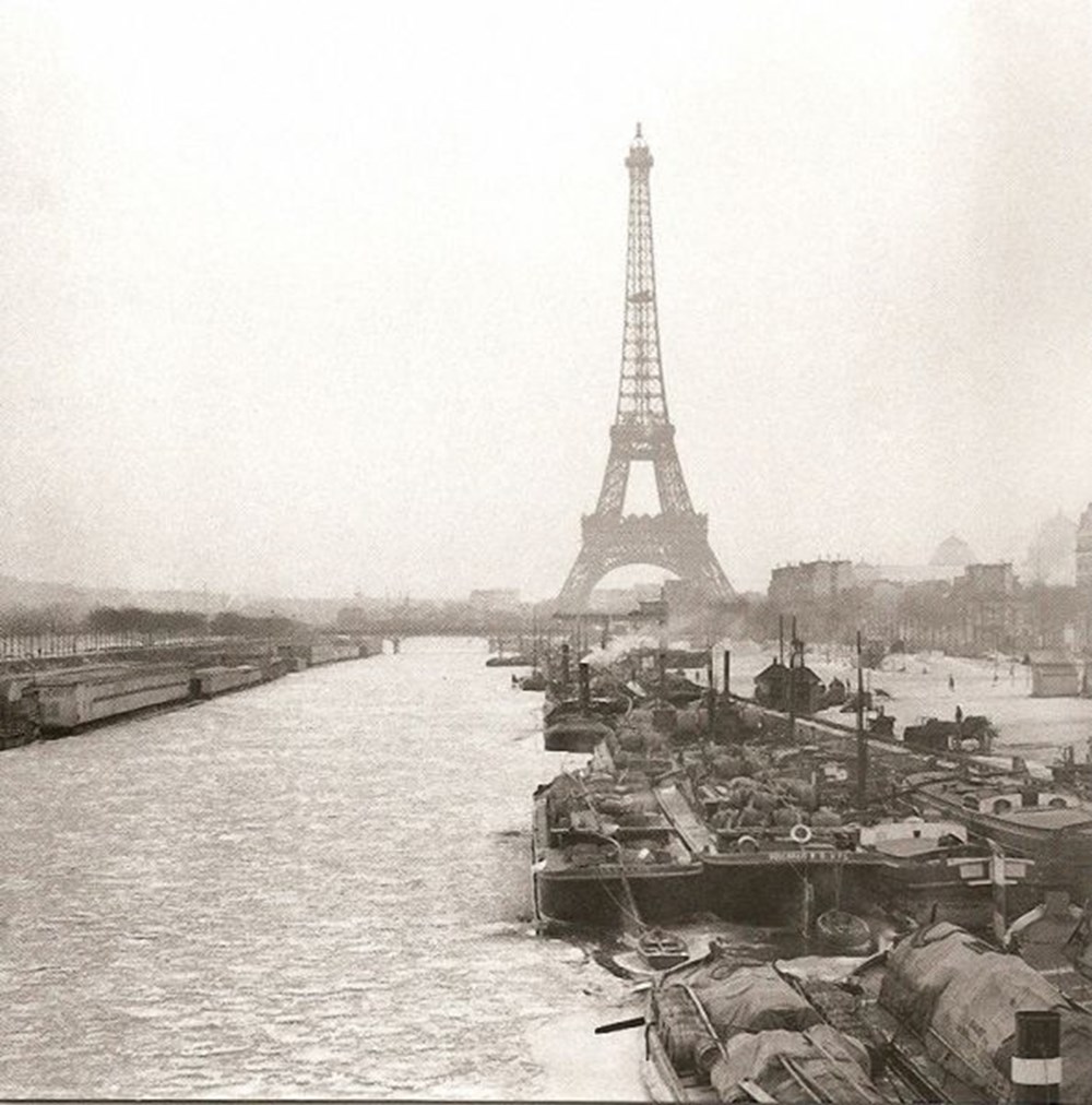 Франция 1800. Эйфелева башня в Париже 19 века. Эйфелева башня 1900 год. Париж 1912. Париж 1800 год.