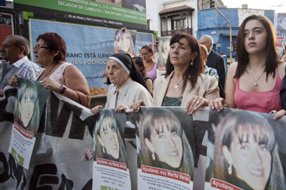 Mahkeme kararı Arjantinlileri sokağa döktü - 2