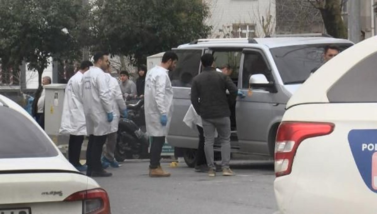 Sultangazi'de kalaşnikoflu çatışma: Yoldan geçen 15 yaşındaki Büşra ağır yaralandı Sultangazi'de kalaşnikoflu çatışma: Yoldan geçen 15 yaşındaki Büşra ağır yaralandı