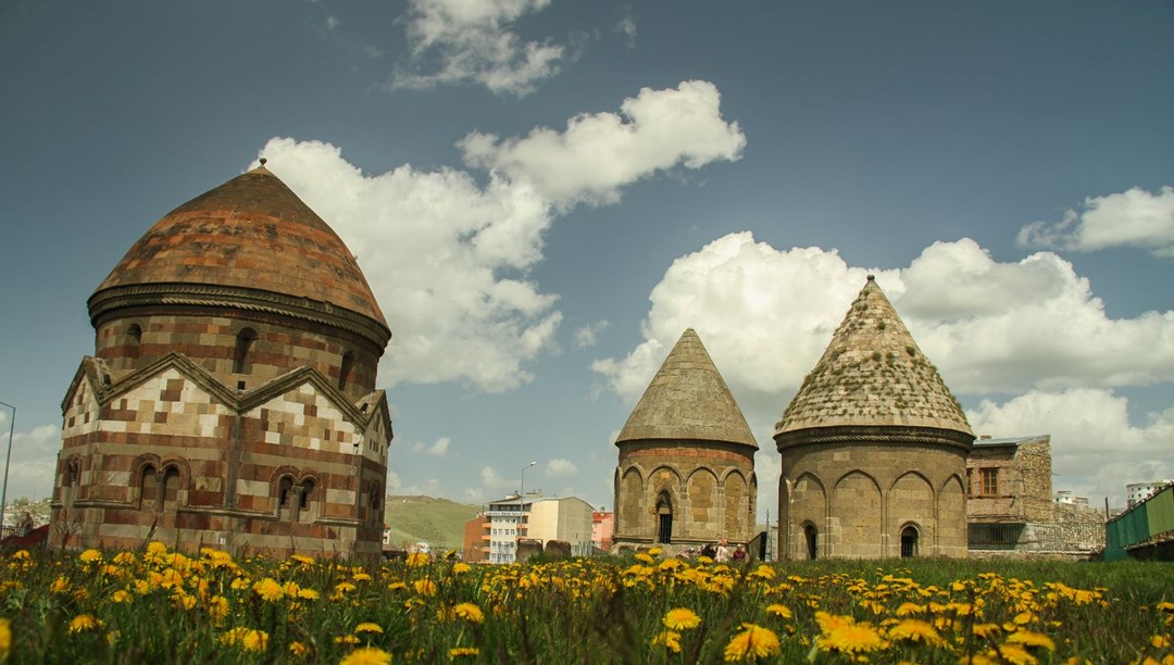 Erzurum'a gelenler tarih ve kültür yolculuğuna çıkıyor