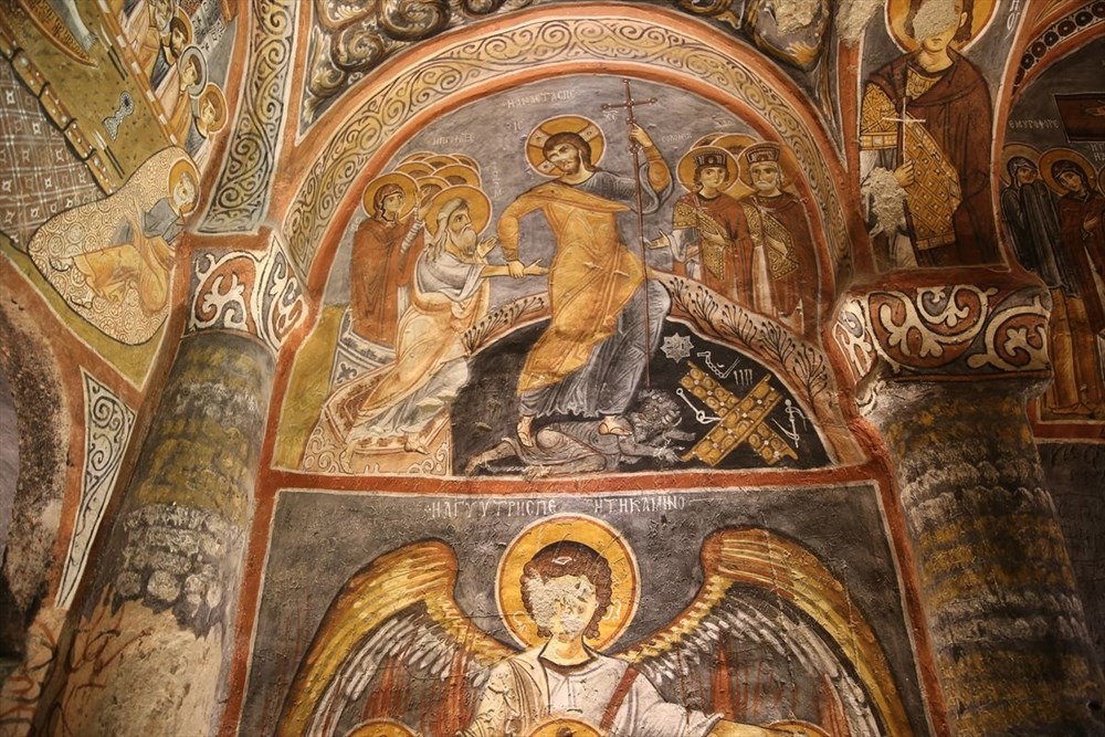 Karanlık Kilise'nin freskleri ile bin yıl öncesine yolculuk - 4