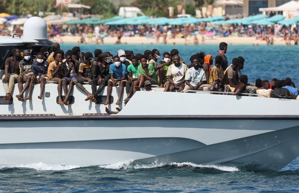 Lampedusa Adası'na sığınmacı akını: AB'den İtalya'ya destek güvencesi - 7
