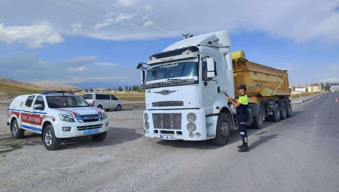 Van'da 164 araç trafikten men edildi