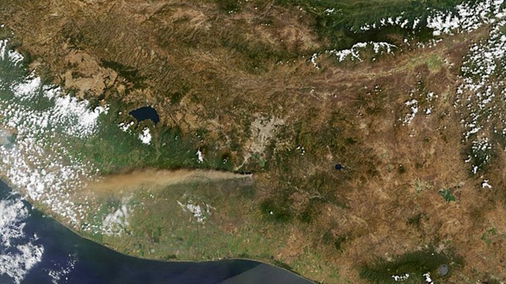 NASA Trump'ın 'büyük felaket' ilan ettiği yangınların uydu görüntülerini yayınladı - 19