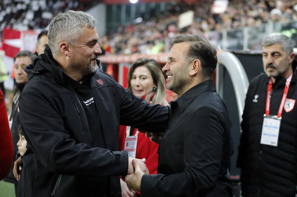 Okan Buruk'tan hakeme gönderme: "İnanılmaz, kendini sorgulasın!" 74 8kXi KZGfUaWWHLCcNvu6g