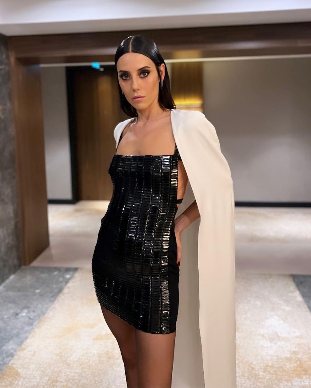 Yeni sezonda ekranda olacak mı? Cansu Dere'den yanıt geldi - 5