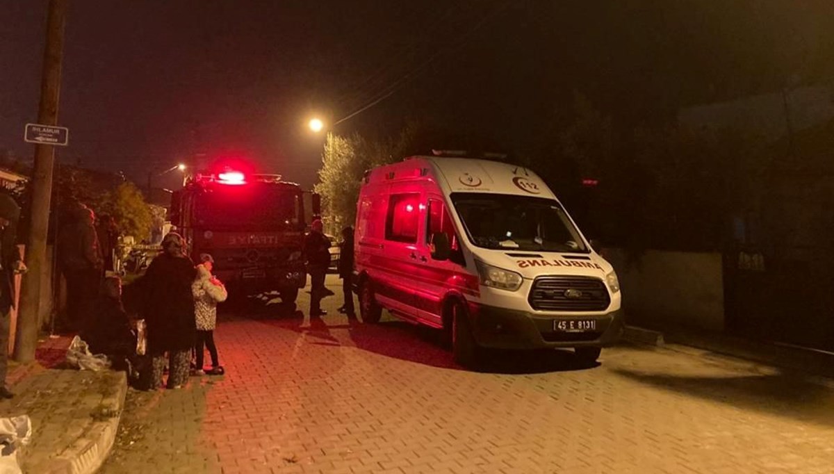 Yaşlı adamın feci sonu: Tamir etmeye çalıştığı sundurmanın altında öldü Yaşlı adamın feci sonu: Tamir etmeye çalıştığı sundurmanın altında öldü