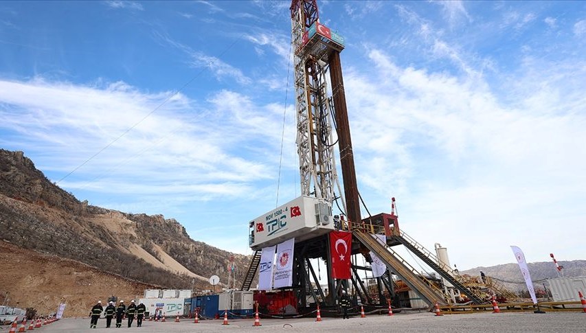 Bakan Bayraktar açıkladı: Gabar'da günlük petrol üretimi 75 bin varile ulaştı