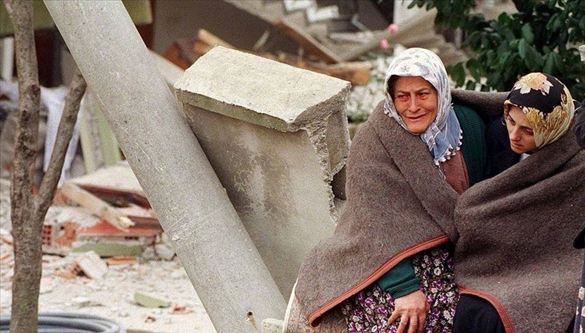 30 saniyede gelen felaket: Düzce’deki büyük depremin 25’inci yılı 30 saniyede gelen felaket: Düzce’deki büyük depremin 25’inci yılı