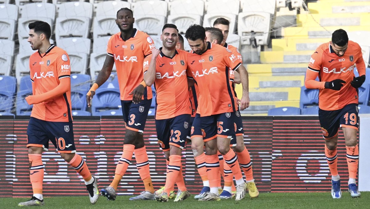Başakşehir, Hatayspor karşısında hata yapmadı Başakşehir, Hatayspor karşısında hata yapmadı
