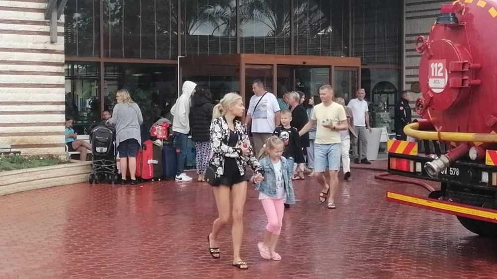 Antalya’da 5 yıldızlı otelde yangın - 3