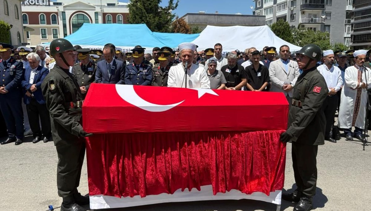 Şehit albaya son veda