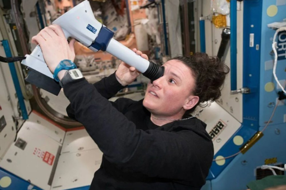 Russian cosmonauts discover new cracks on International Space Station - 5