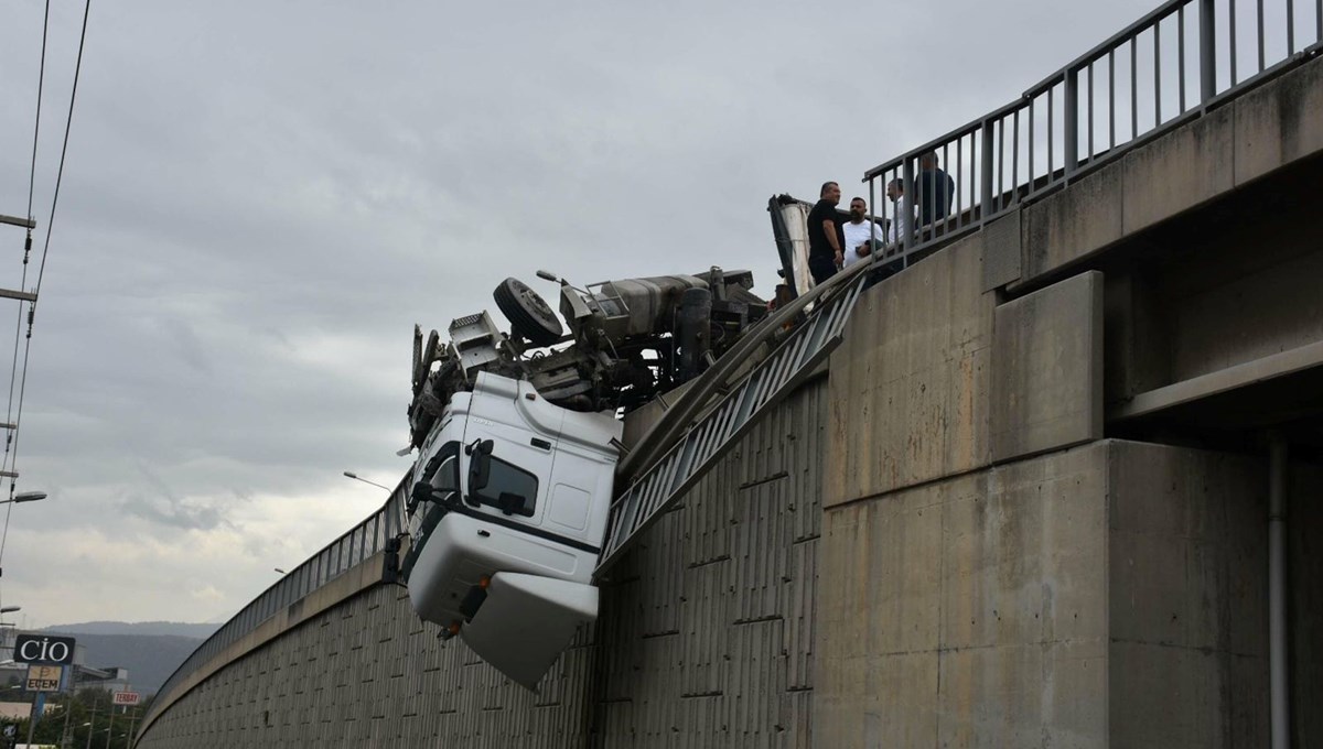 İzmir'de facianın eşiğinden dönüldü