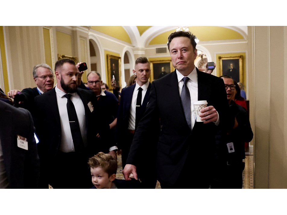 Elon Musk, gözünü Fed'e dikti: Fazla personel var