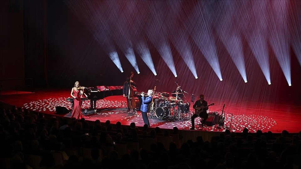 Grammy ödüllü Chris Botti AKM'de sahne aldı - 1