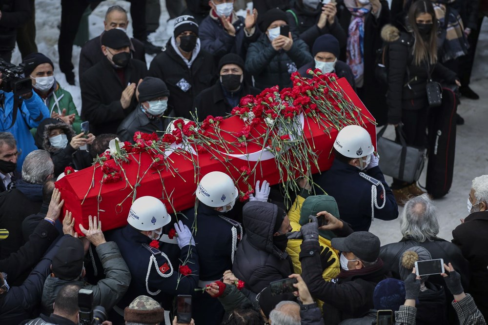Usta oyuncu Fatma Girik son yolculuğuna uğurlandı - 45