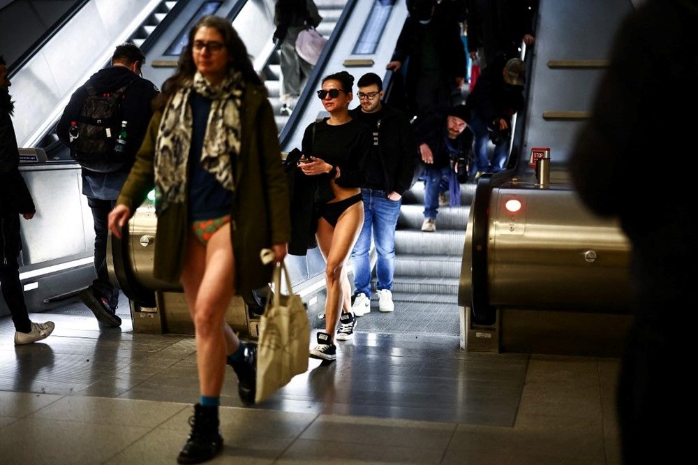 Londra'da Pantolonsuz Günü kutlaması - 1