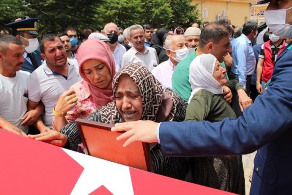 Şehit Astsubay Çavuş Cihan Çiftçibaşı son yolculuğuna uğurlandı - 5
