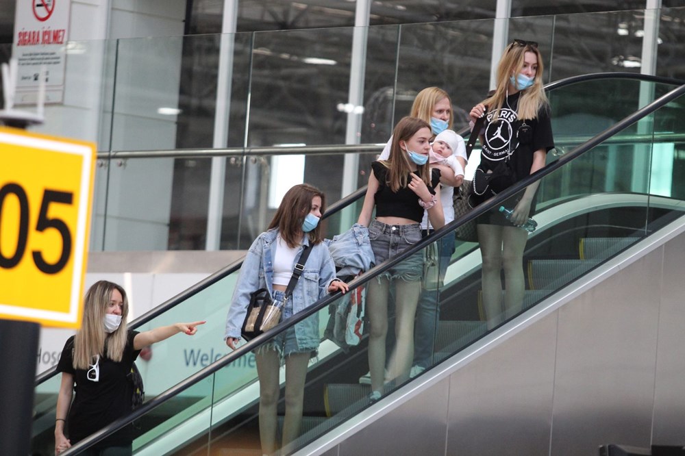 Kapılar açıldı, Ruslar akın akın geliyorlar! Rusya'dan hava trafiği yüzde 45 arttı - 15