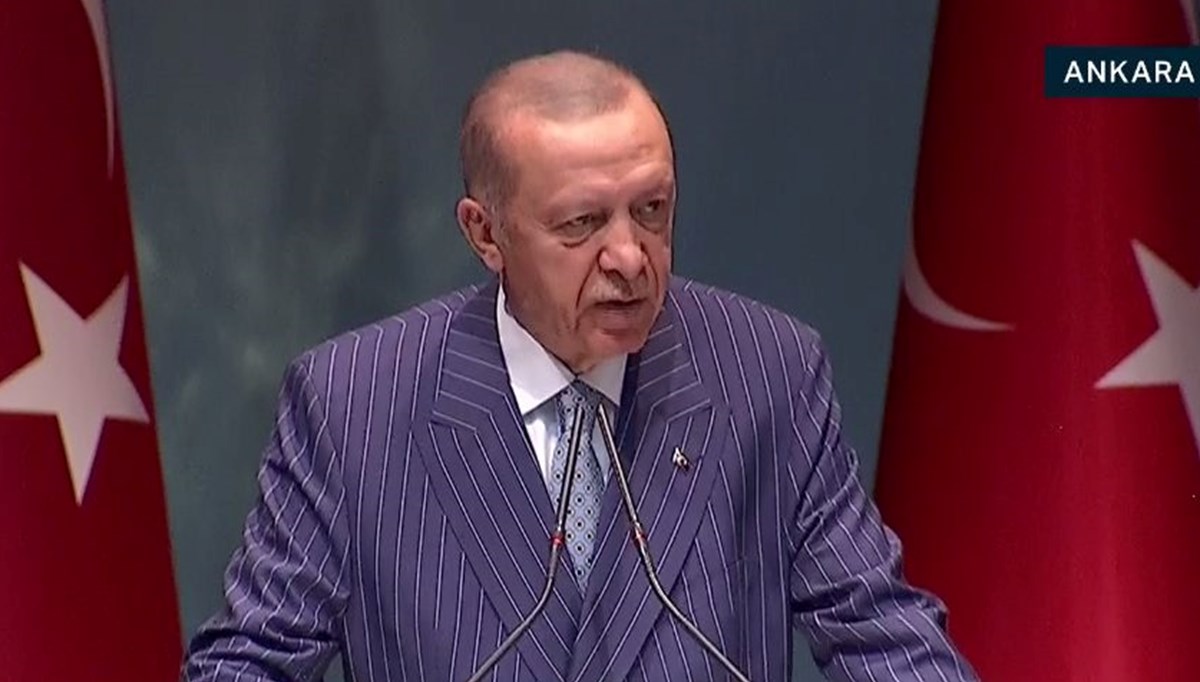 Cumhurbaşkanı Erdoğan: Türk demokrasisinin namusunu ve şerefini kurtardık