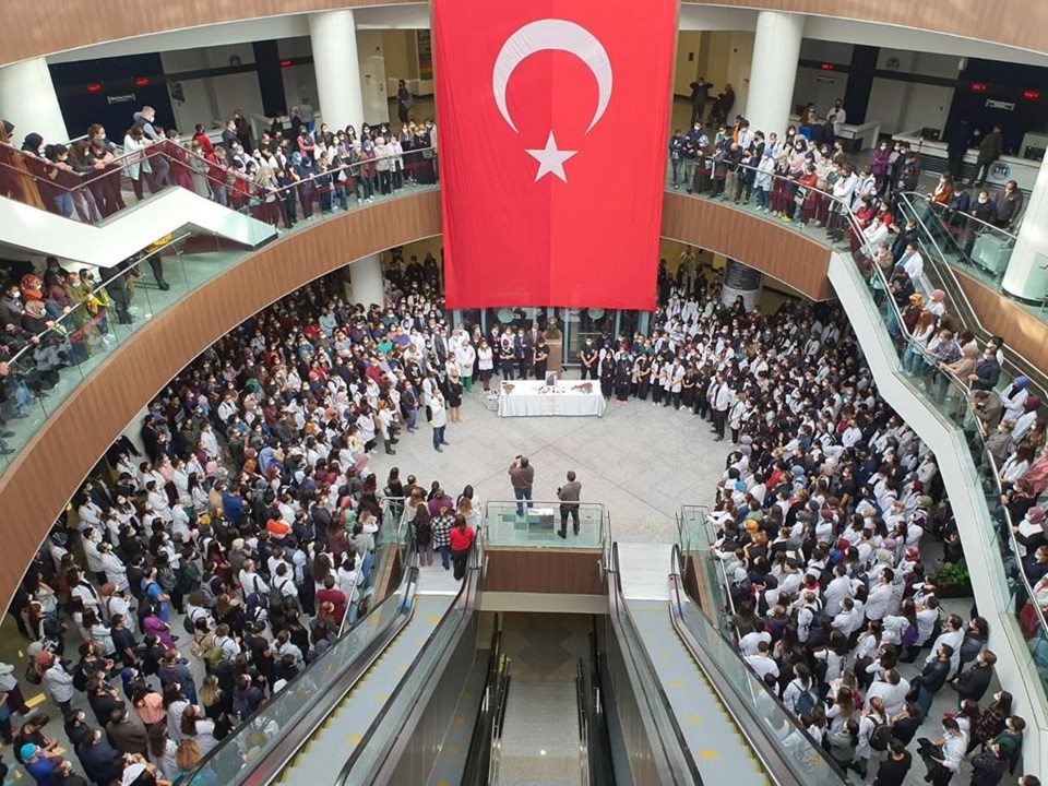 Ankara Şehir Hastanesi'nden Rümeysa Berin Şen açıklaması - 1