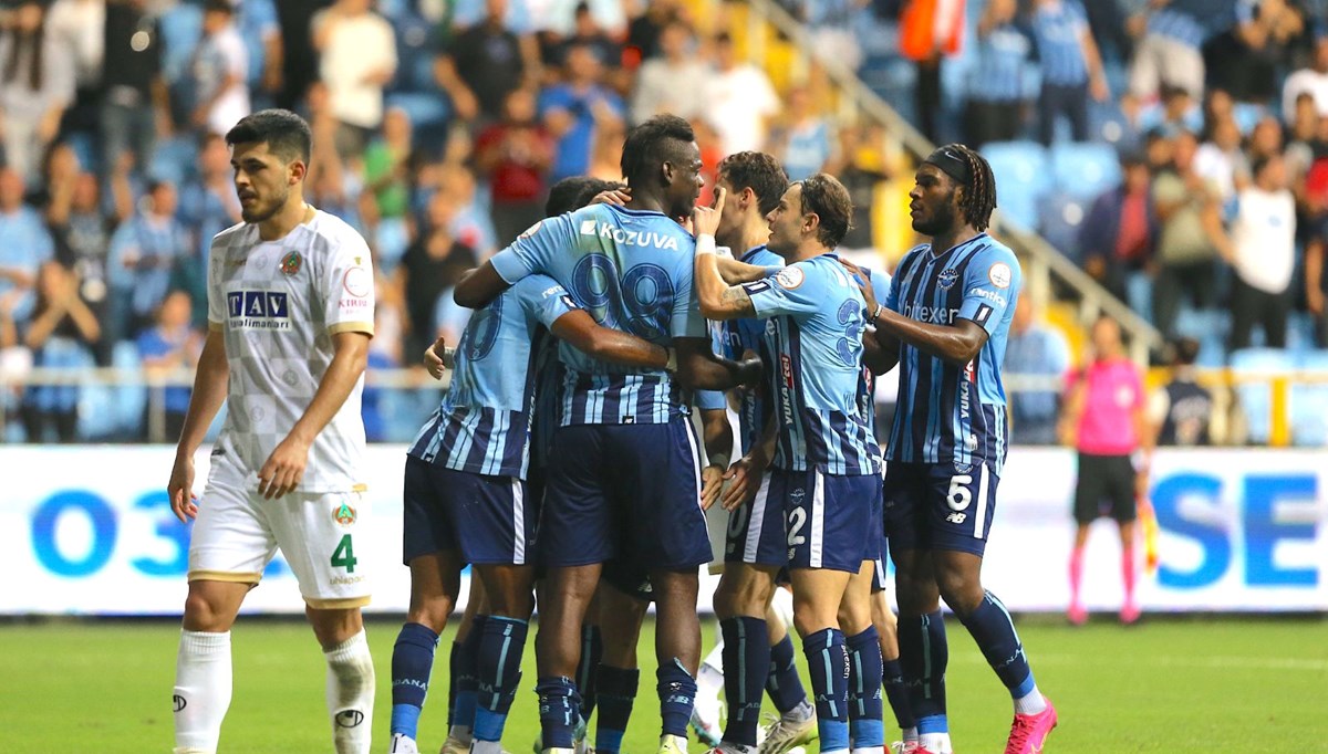 Adana Demirspor Alanyaspor’u farklı yendi: Balotelli gollerle döndü Adana Demirspor Alanyaspor’u farklı yendi: Balotelli gollerle döndü