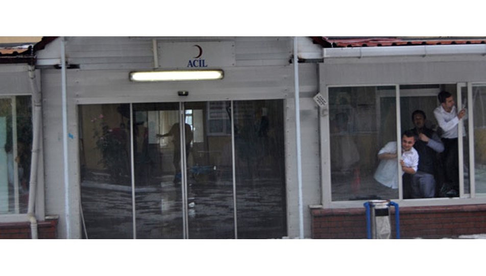 Sakarya'da hastaneyi yine su bastı