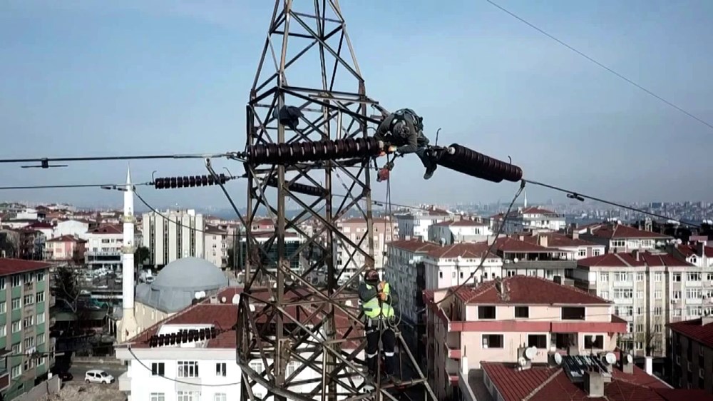 İstanbul'daki dev direkler 61 yıl sonra kaldırılıyor - 1