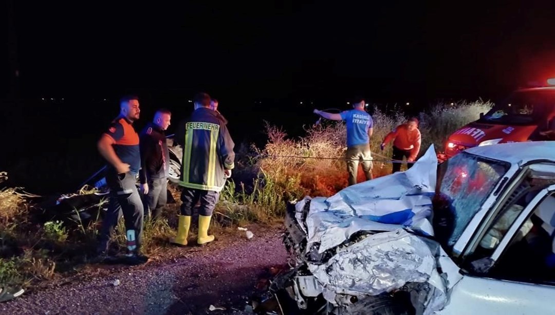 Osmaniye'de 2 otomobil çarpıştı 2 ölü 2 yaralı