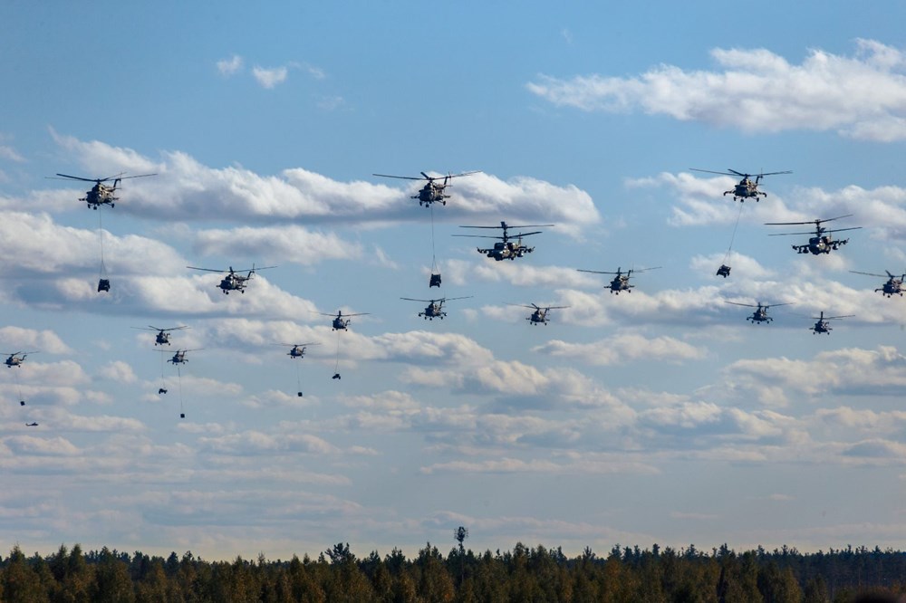 Rusya'dan dünyaya gözdağı: NATO'ya göstere göstere dev tatbikat - 11