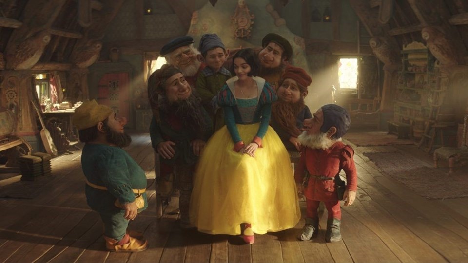 Snow White (Pamuk Prenses) filminden ilk kare yayınlandı - 1