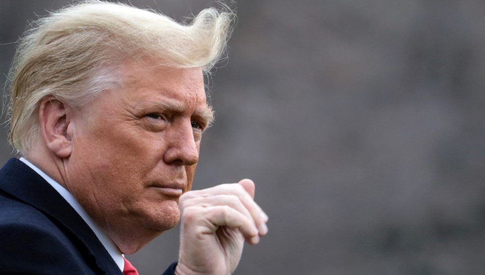 Trump, Covid-19 ekonomik destek paketini imzaladı