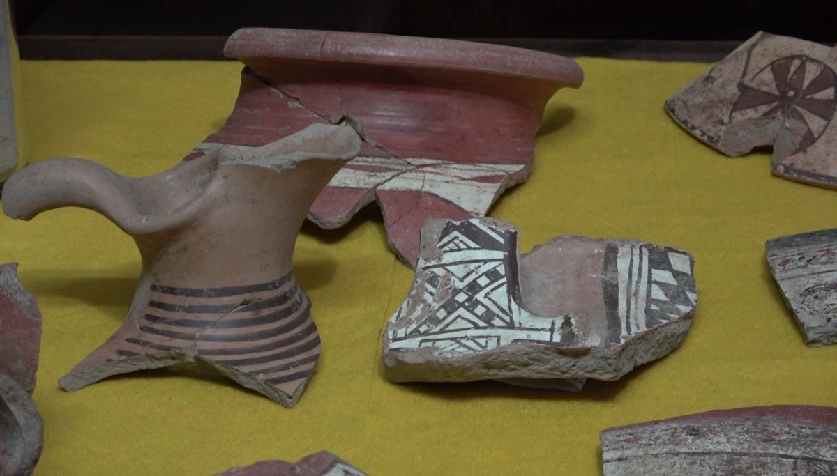 Anadolu’nun en büyük boya bezemeli çanak, çömlek koleksiyonu Oluz Höyük'te bulundu