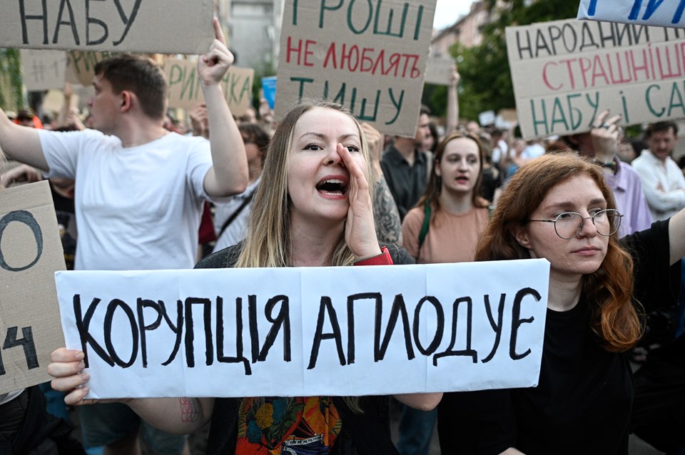 Ukrayna'da yolsuzlukla mücadele protestosu - 1