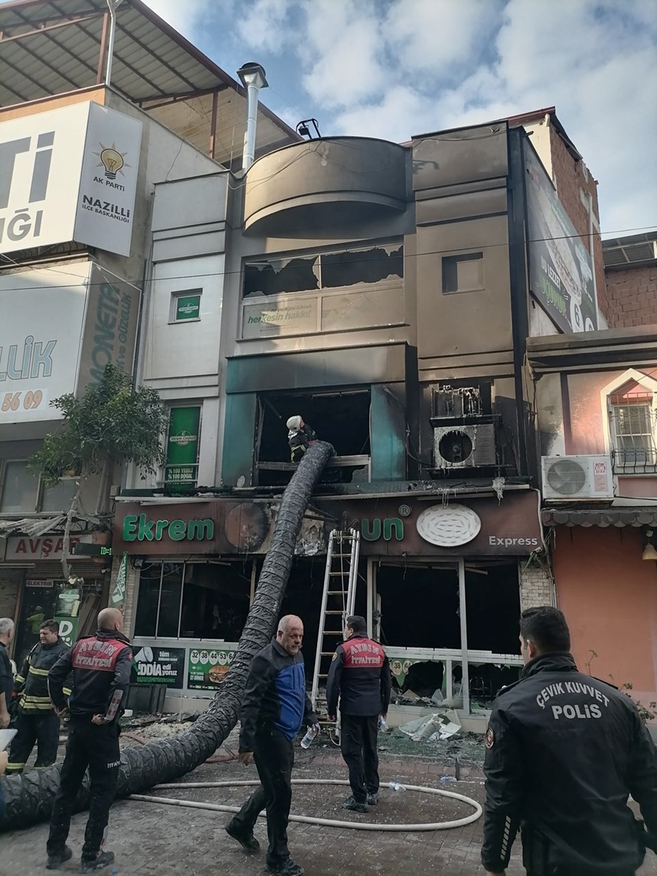 Aydın'da restoranda patlama: 7 ölü - 4