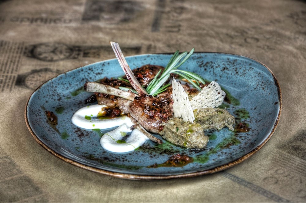 Cağ Kebabı 2. sırada: Dünyanın en iyi kuzu etli yemekleri 9 Cağ Kebabı 2. sırada: Dünyanın en iyi kuzu etli yemekleri - 9