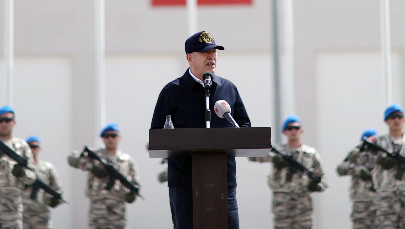 Hulusi Akar Ukrayna'daki son durumu de�erlendirdi