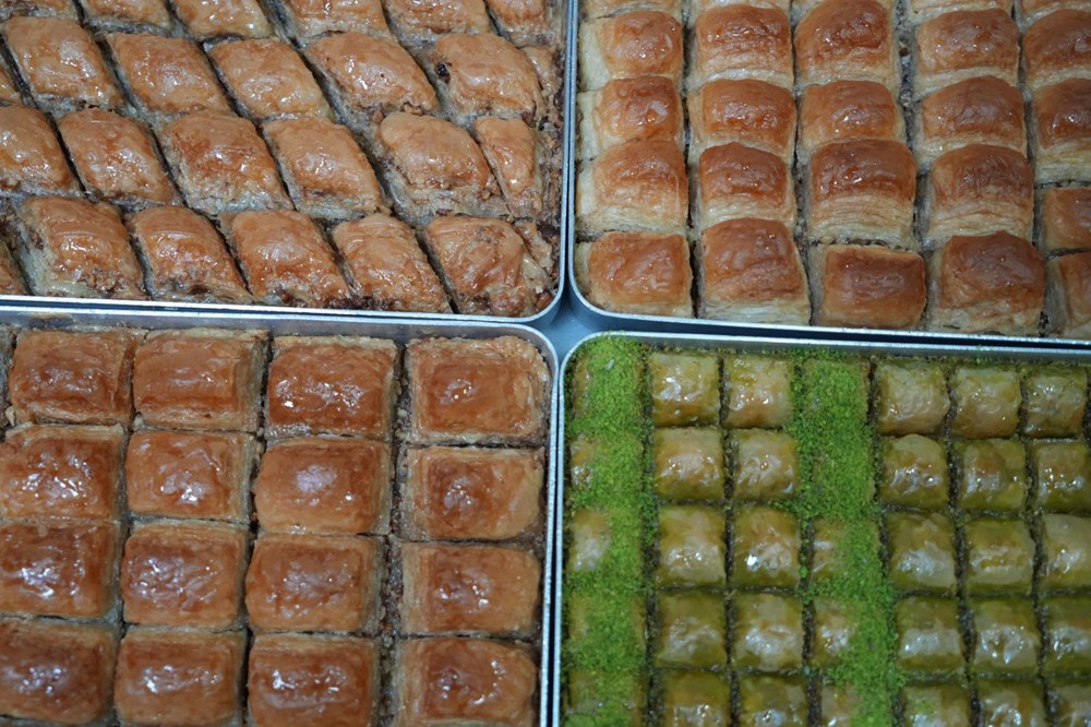 Bayram sevinci: Tatlı ikramlar tezgahlarda parlıyor 74 906mifNvy0ORslcu38cvuQ