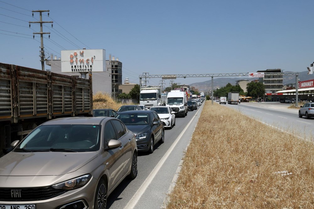 60 kilometrelik araç kuyruğu! Bir ucu Aydın, diğer ucu Muğla'da - 2