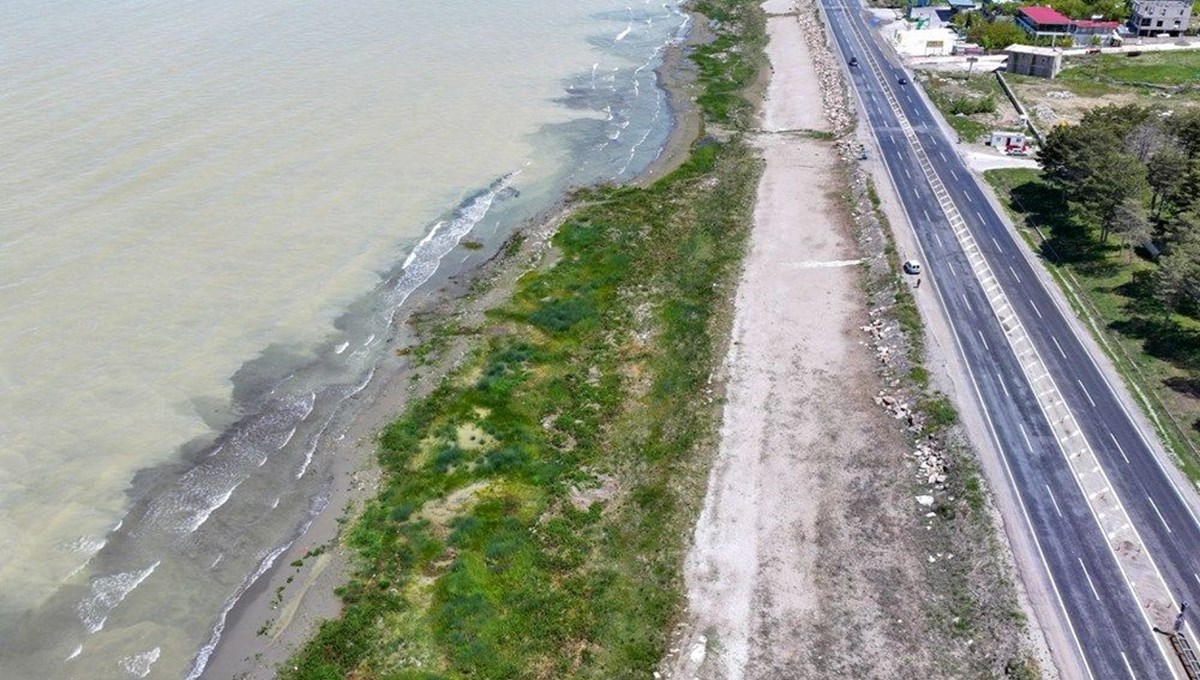 Suların çekildiği Van Gölü'nden sevindiren haber