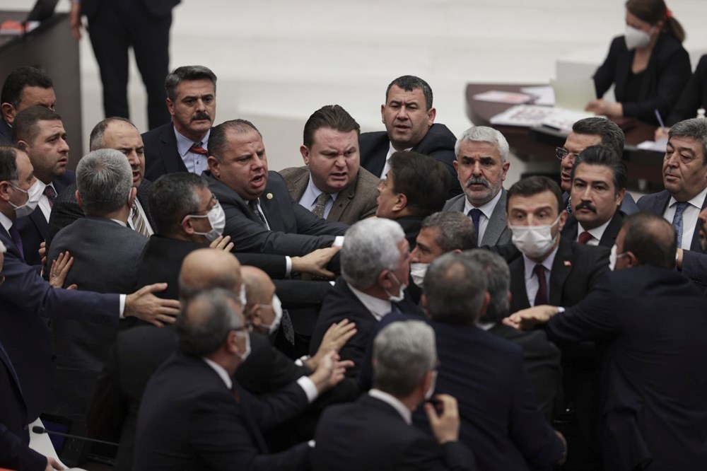 TBMM Genel Kurulu'nda yumruklu kavga - 2