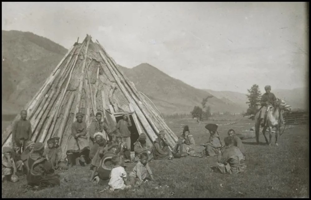 Bilim kurgu değil Türk boylarının 111 yıllık fotoğrafları. Gizemli heykeller, gelişmiş aletler, tanıdık kıyafetler (106 fotoğrafla gizemli Türk tarihi) - 81
